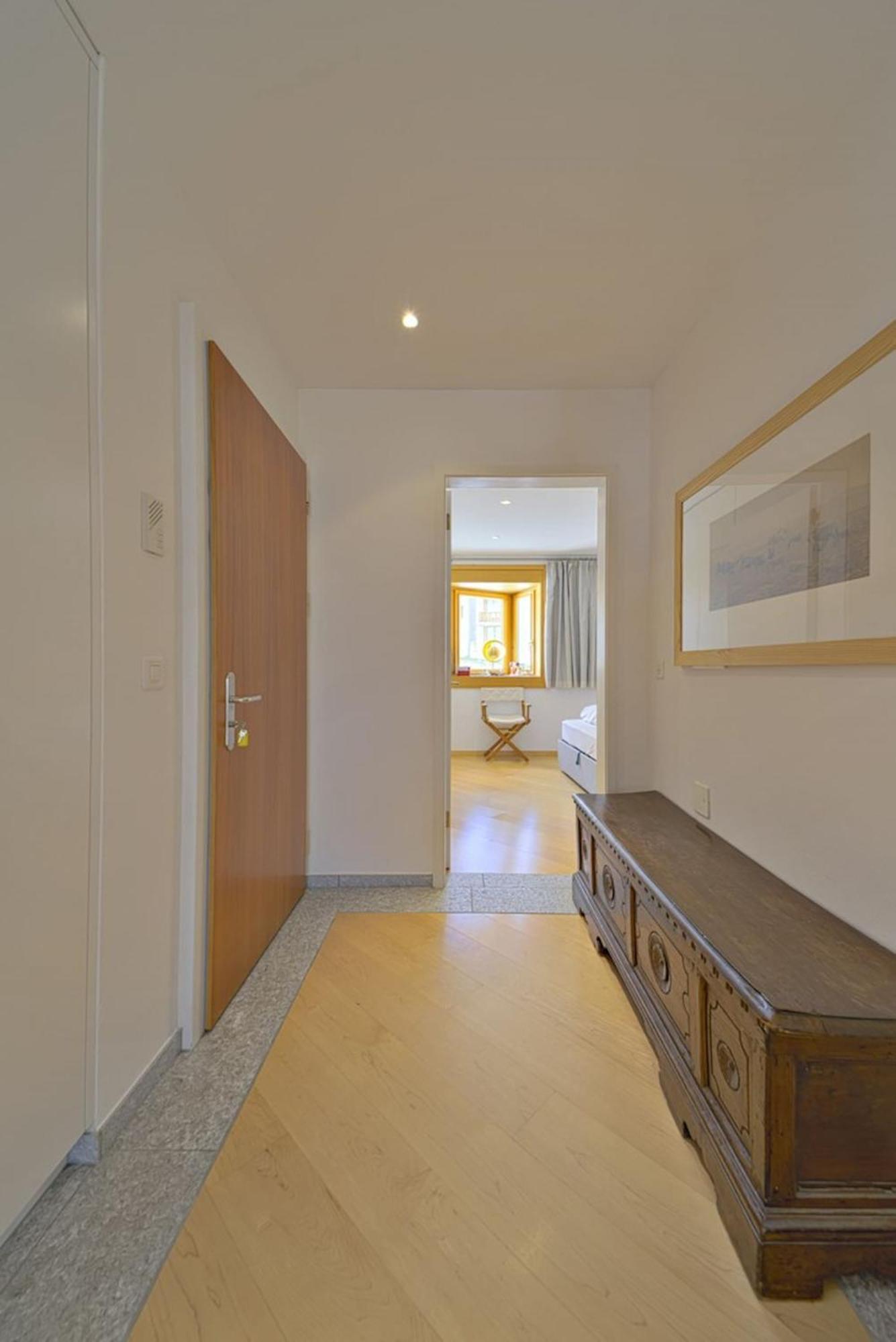Ferienwohnung Chesa Ladina - Zuoz Exterior foto