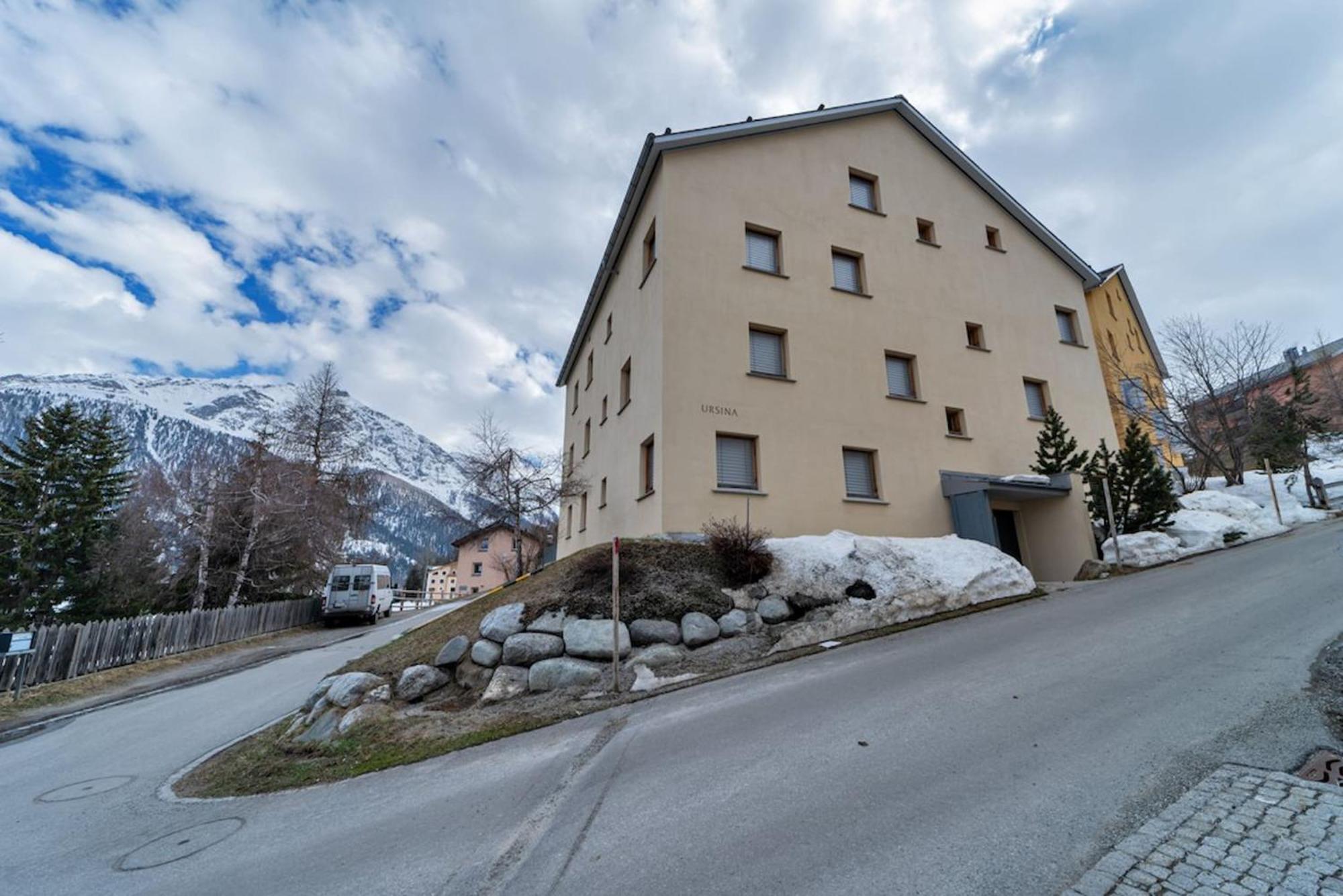 Ferienwohnung Chesa Ladina - Zuoz Exterior foto
